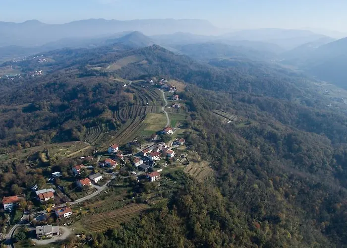 Villa Mravljevi Weinderer Preserje (Goriska and Karst)