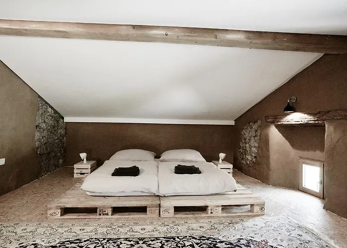 Villa Mravljevi Weinderer Preserje (Goriska and Karst)